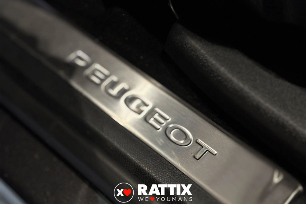PEUGEOT 3008 ii 2021 1.6 hybrid4 phev GT 300cv e-eat8